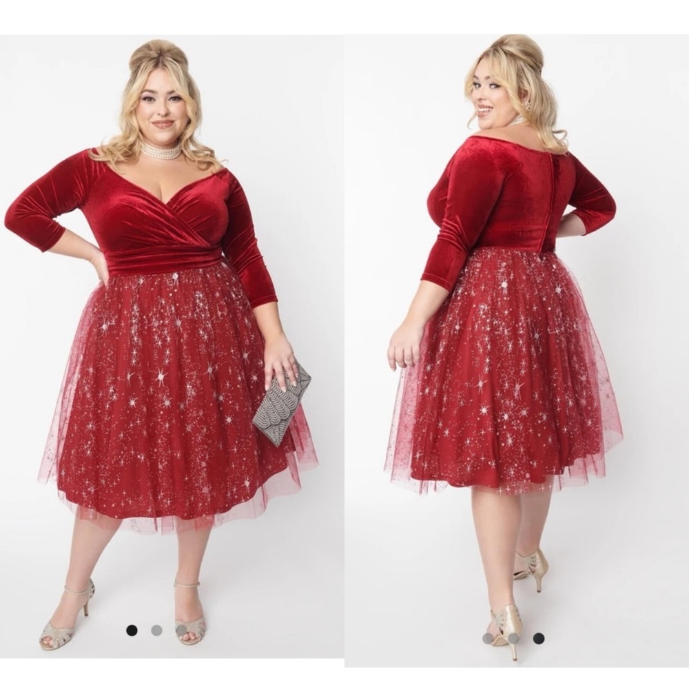 ♥️PRICE FIRM♥️Unique Vintage Burgundy Velvet Tulle Stars Marceline Swing Dress
